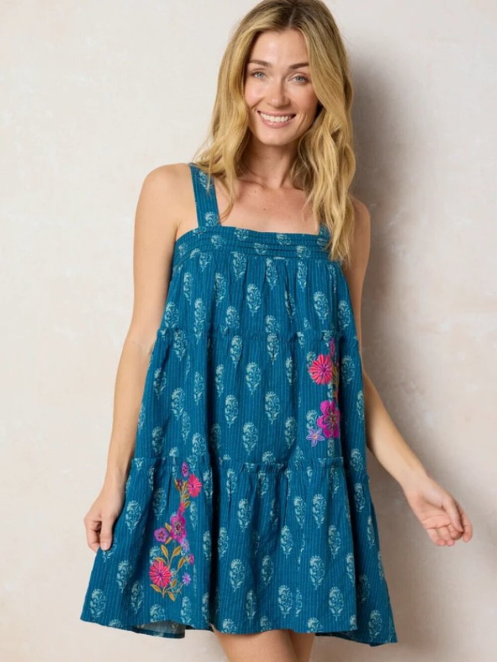 Natural Life NWT Embroidered Kate Babydoll Floral Mini Dress Blue Medium/Large